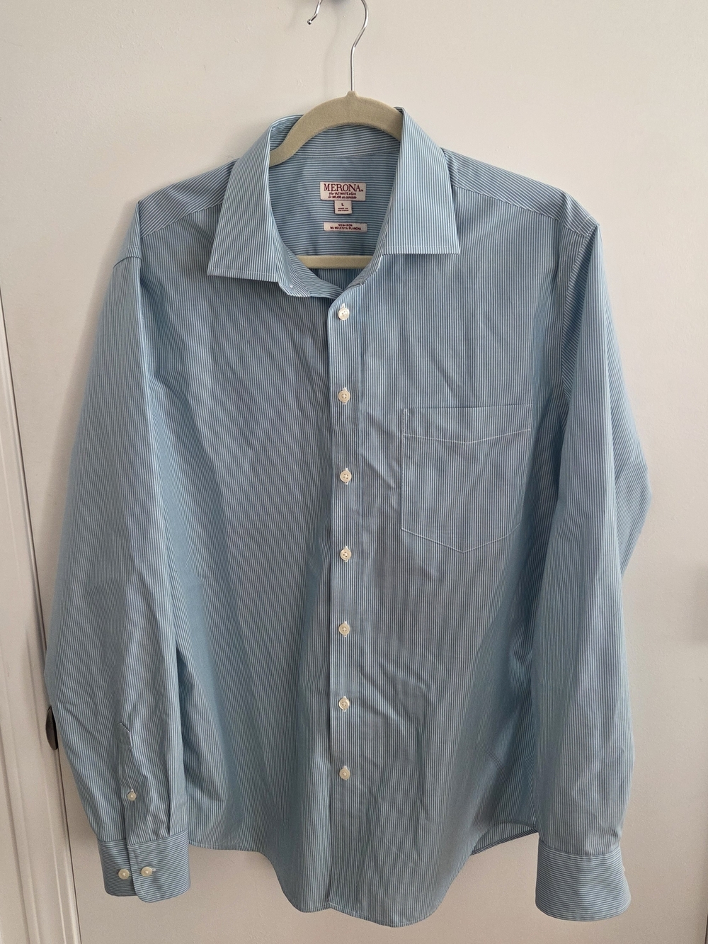 Merona The Ultimate Shirt Non-Iron Striped Button Down Blue & White Large